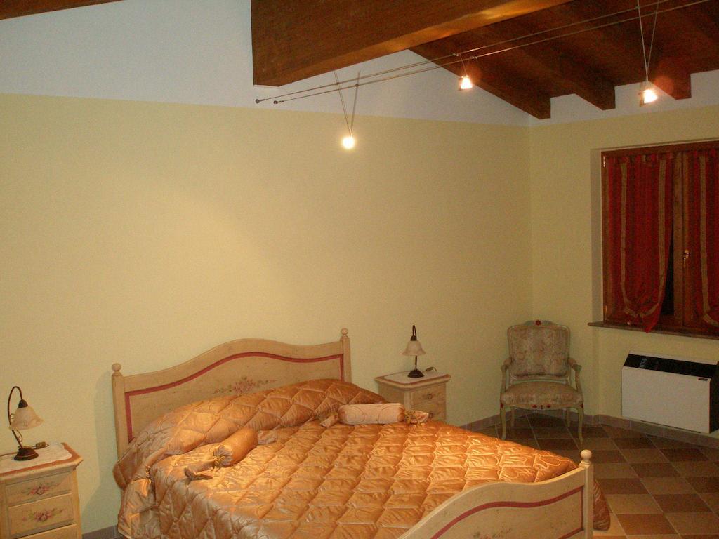 Bed&Breakfast il Faggio Povegliano Veronese Zimmer foto